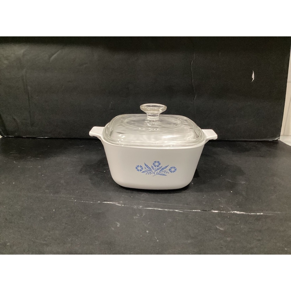 Vintage Corning Ware Blue Cornflower P-1 3/4-B Casserole Dish 1.75 qt with Lid